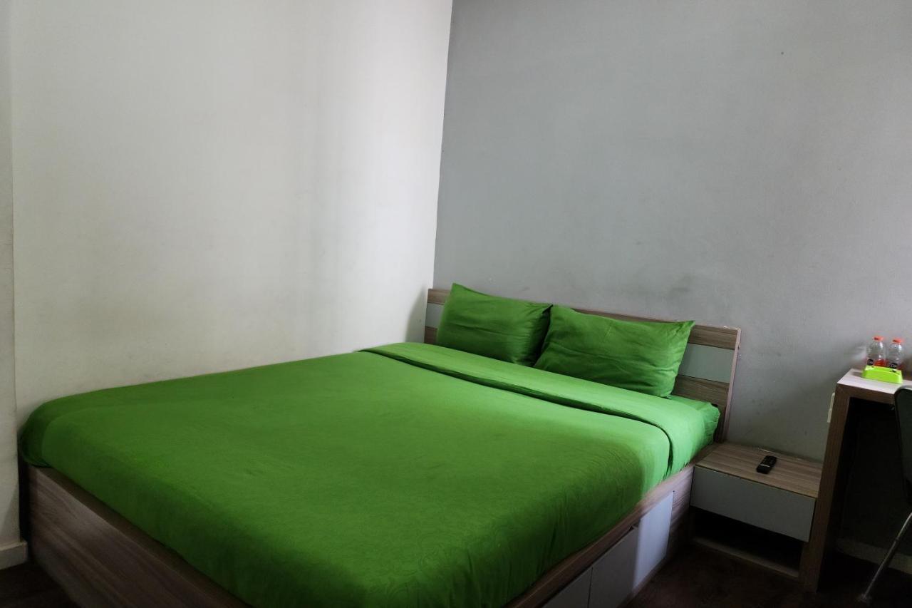Barata Hotel Near Bandara Soekarno Hatta Tangerang Extérieur photo
