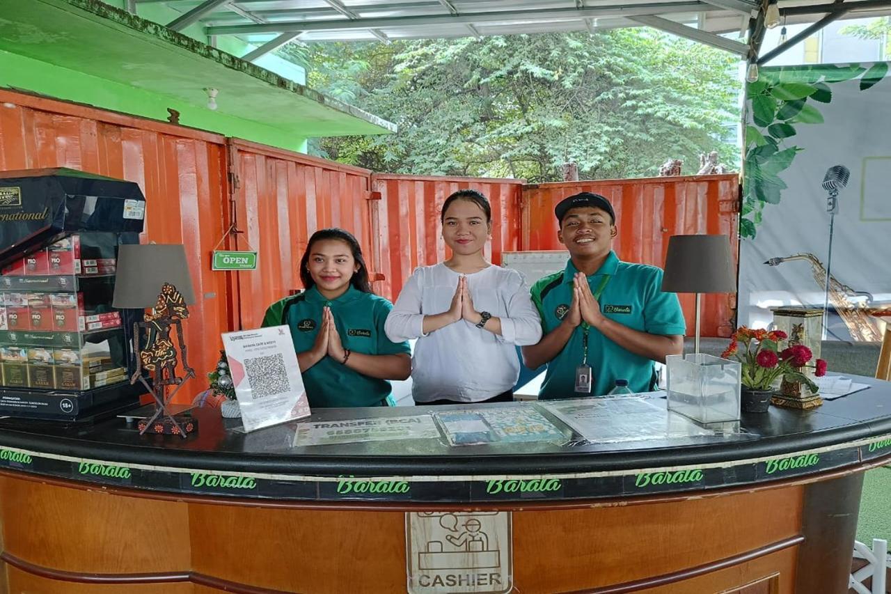 Barata Hotel Near Bandara Soekarno Hatta Tangerang Extérieur photo